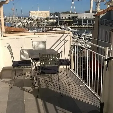 Le Laodis Apartment
